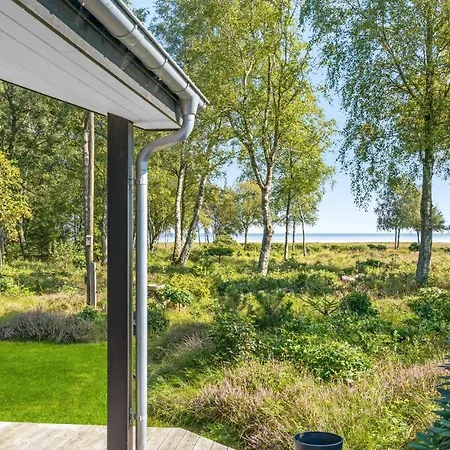 Дом отдыха Three-bedroom In *