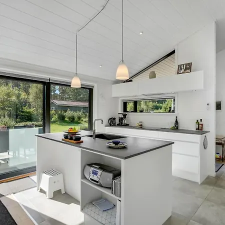 Three-bedroom In Hadsund